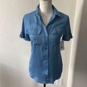NWT Equipment Short Sleeve slim signature blouse size M